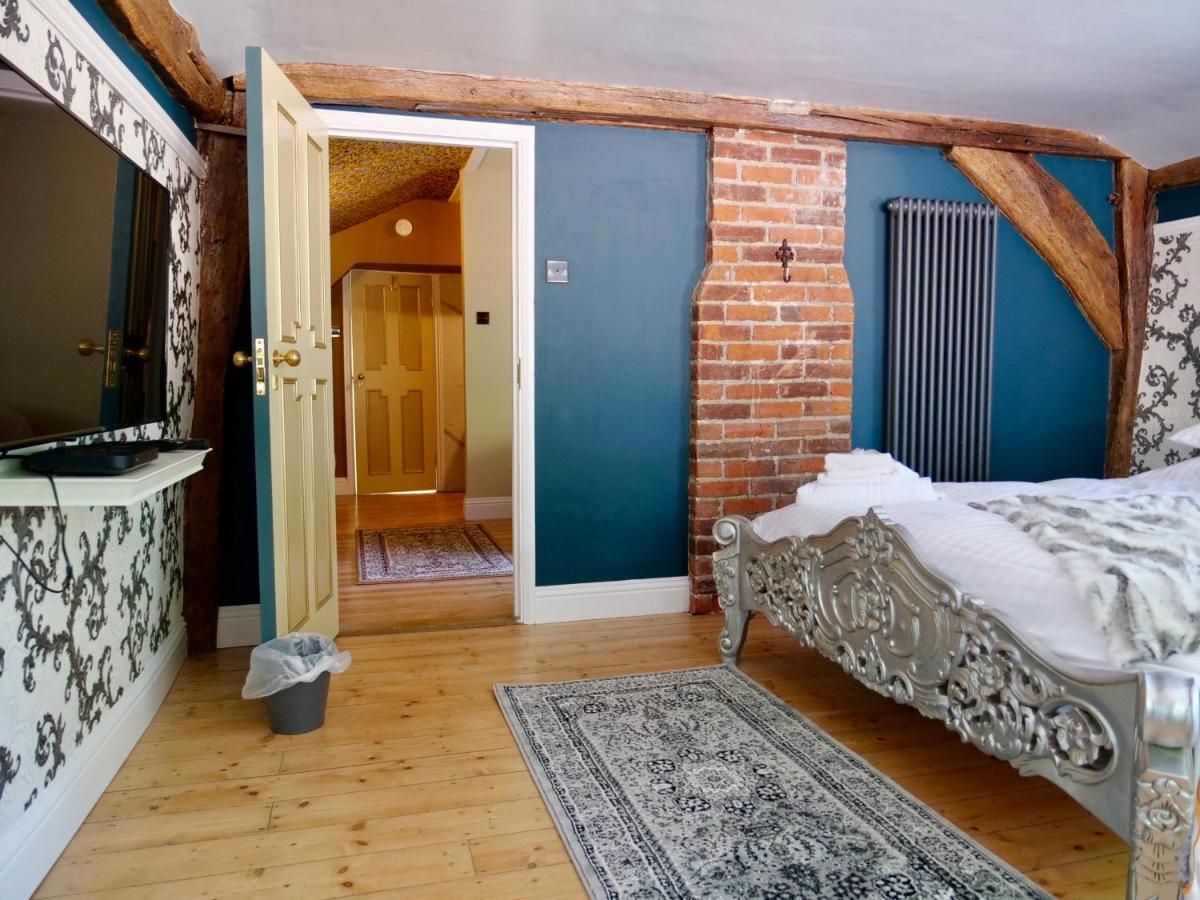 Luxury 9 Bed Manor House Hot Tub Cinema Room Skytv Saffron Walden Eksteriør bilde