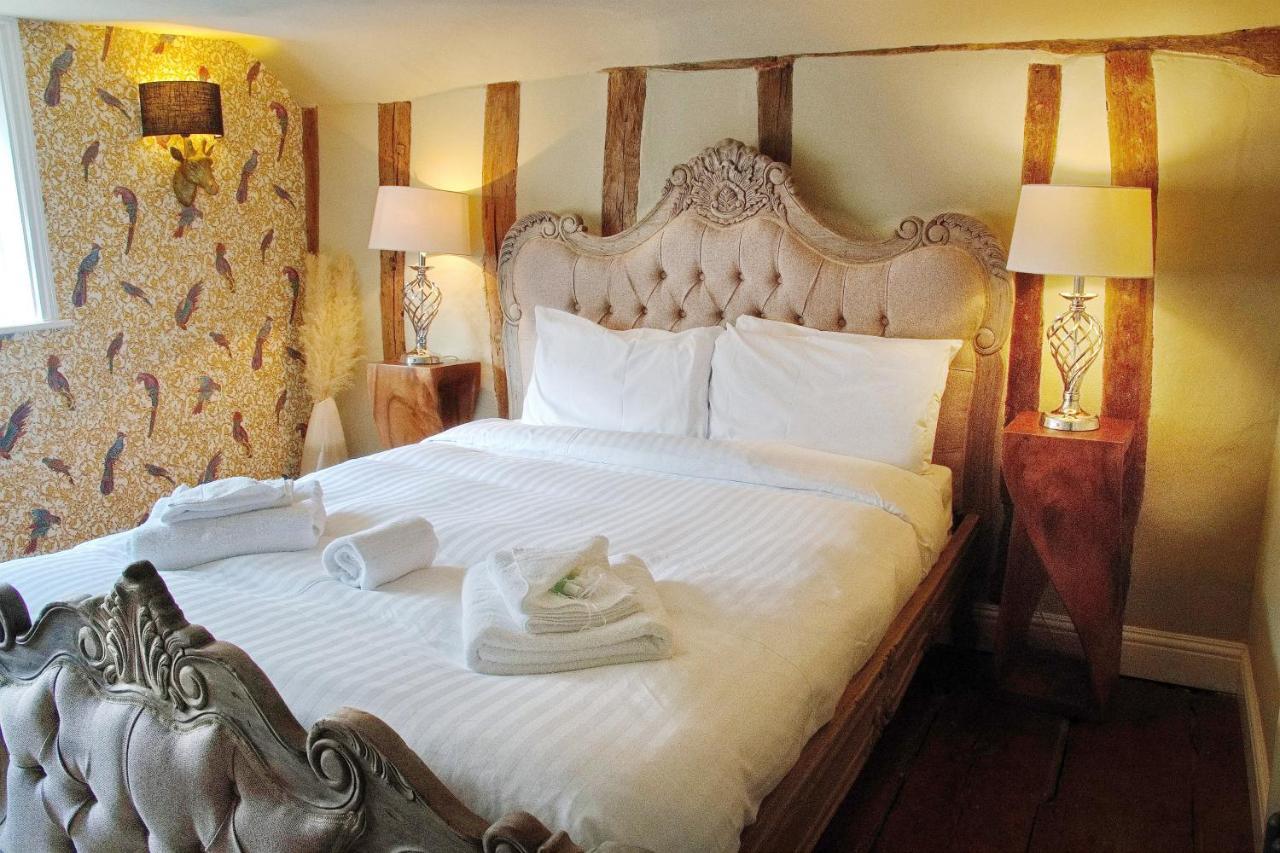 Luxury 9 Bed Manor House Hot Tub Cinema Room Skytv Saffron Walden Eksteriør bilde
